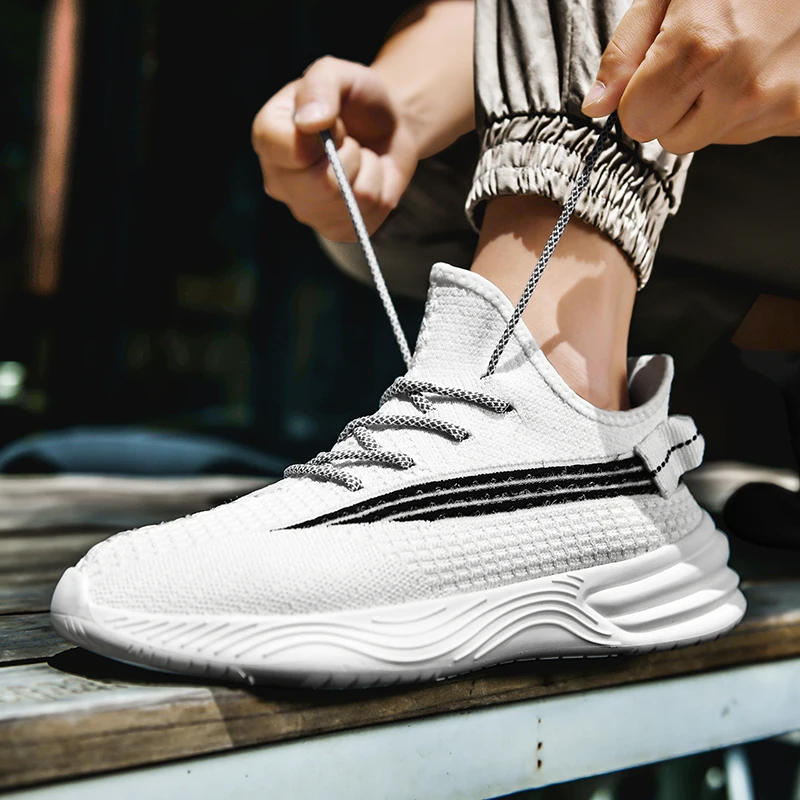 

Удобные повседневные спортивные беговые кроссовки, летающие тканые дышащие повседневные мужские стандартные кроссовки, Высококачественн...