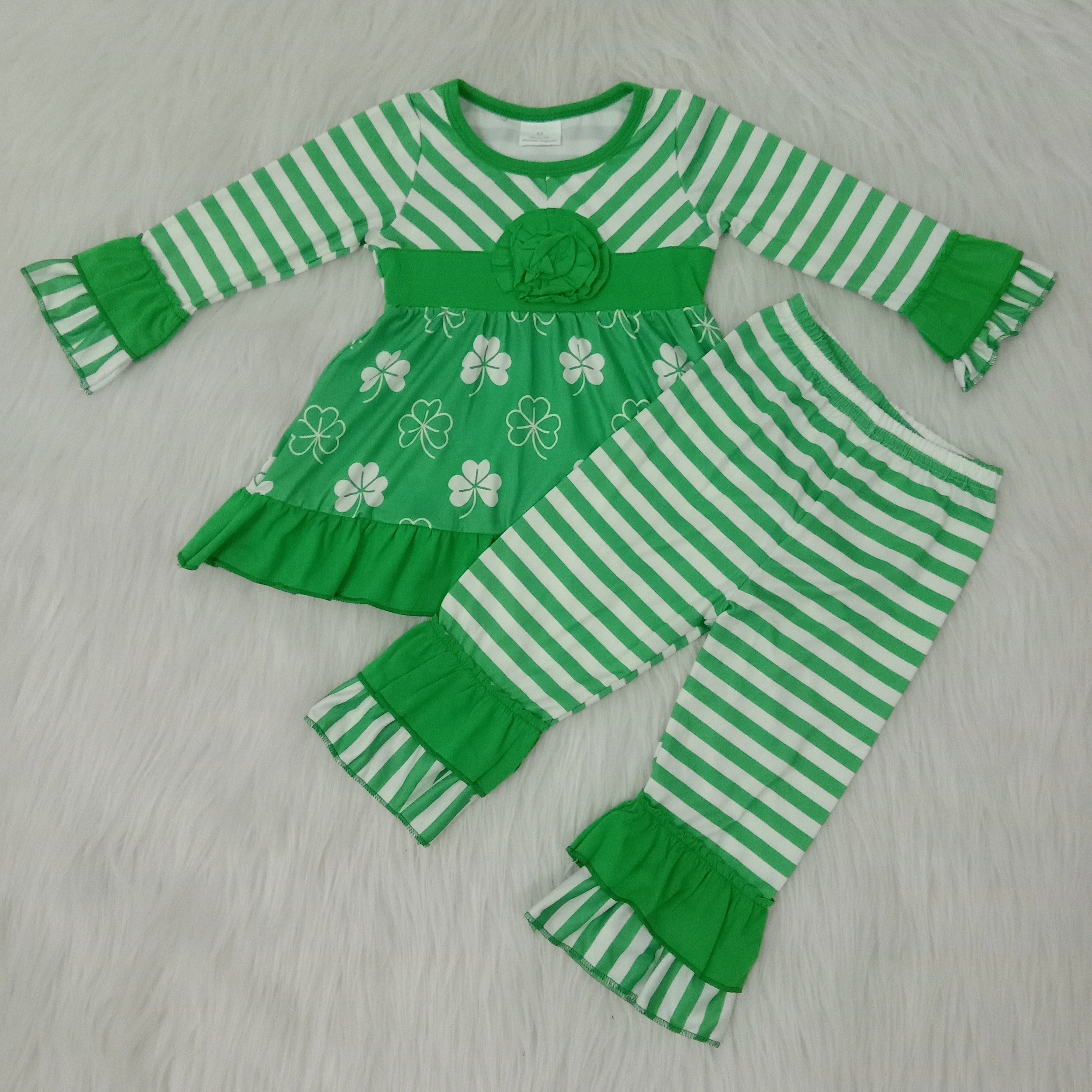 

Girl's outfit St. Patrick's Day children's wear four-leaf clover flower stripe stitching boutique high quality girl 2 piece set