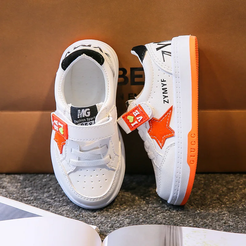 

Модные кроссовки для мальчиков и девочек, кожаные кроссовки для маленьких детей, детская школьная спортивная обувь, мягкая обувь для бега, о...