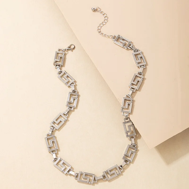 

New Fashion Jewelry Single-layer Necklace Retro Gold Short Clavicle Chain Korea Fashion Necklace for Women 2021