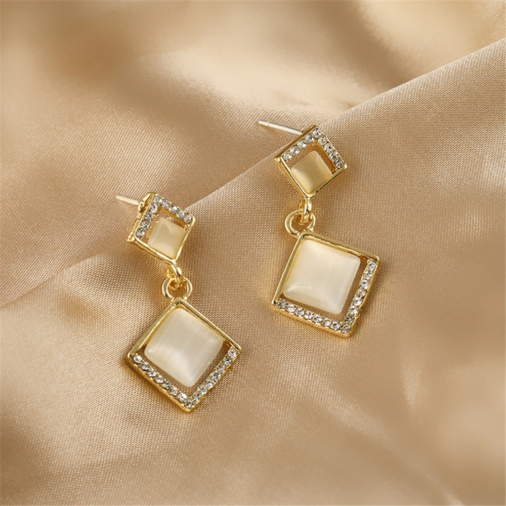 

NEW Fashion Contracted Joker Alloy Square Studs Female Geometry Gem Earrings Jewelry Accessories