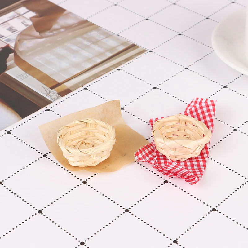 

Mini 1/12 Dollhouse Miniature Mini Bamboo Basket Storage Basket Model Accessories Toy