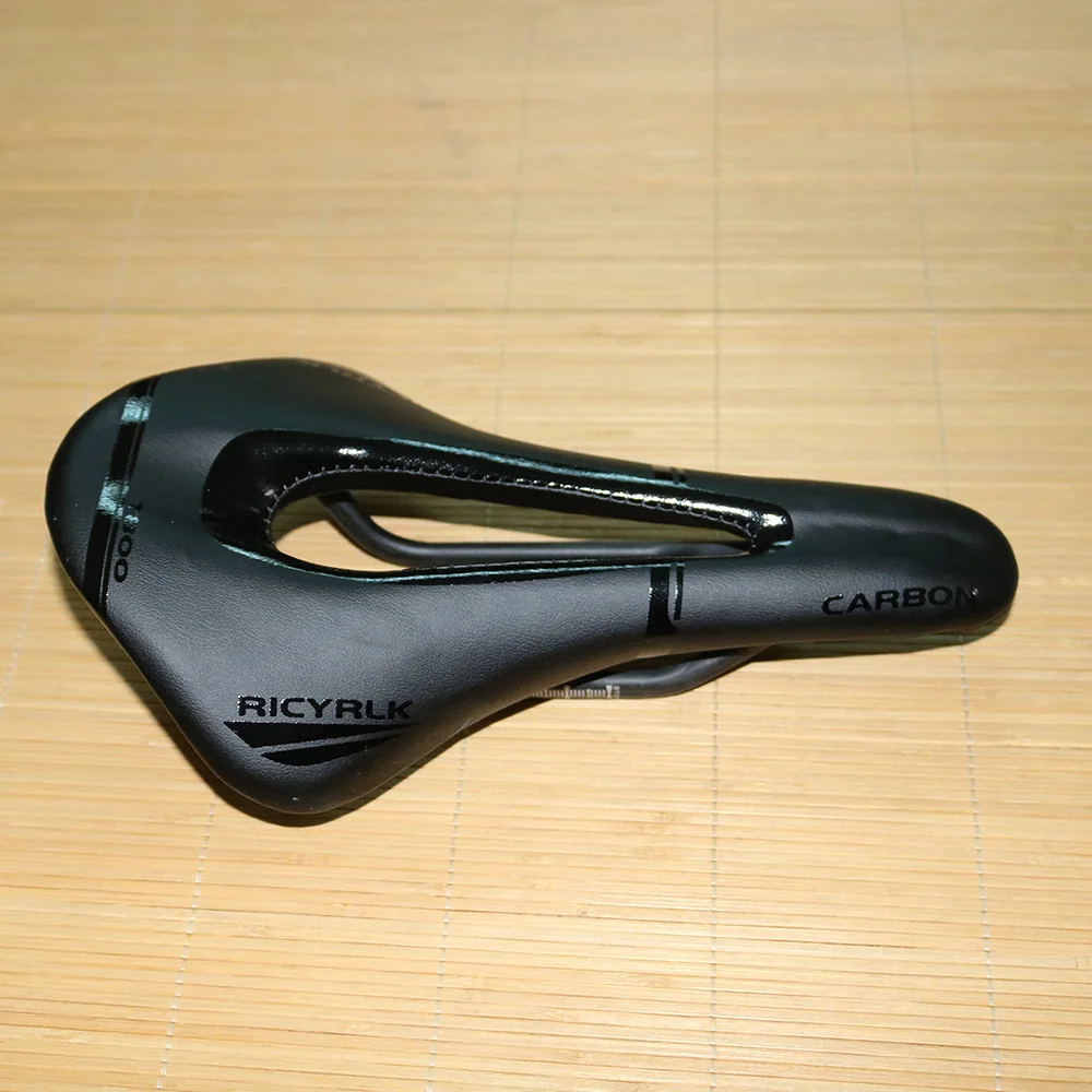 

RICYRLK Bicycle Saddle MTB Bike Saddles Carbon Fiber Saddle 240-143 mm/125 g Road Bike Bicycle / Saddle Rails Bicycle Cycling