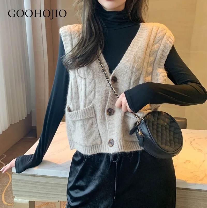 

Новинка 2020, осенне-зимний шикарный свитер GOOHOJIO, темпераментный свитер, жилет для женщин, Однотонный свитер с V-образным вырезом и пуговицами,...