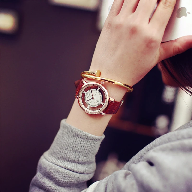 

Skeleton Fashion Women Watch Unique Stylish Super Star Double Hollow Design Watch Lady Casual Quartz Wristwatch Gift Girls Clock