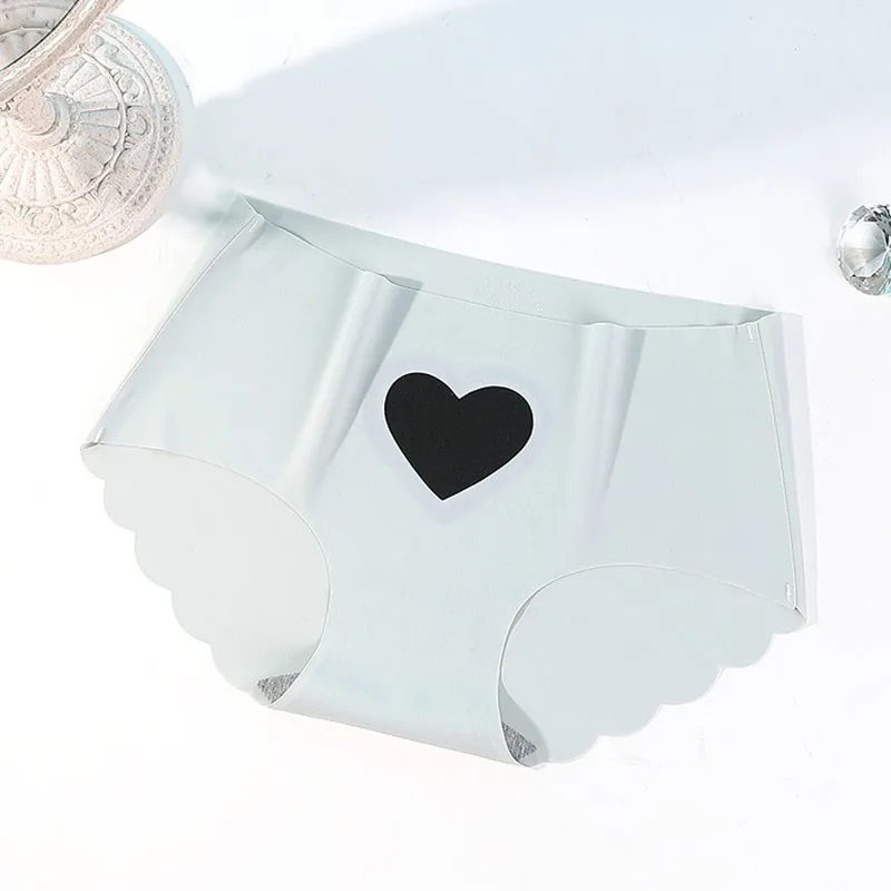 

Sexy Heart Print Women Panties Underwear Push Up Lingerie Comfortable Seamless Mid Waist Female Briefs Solid Color