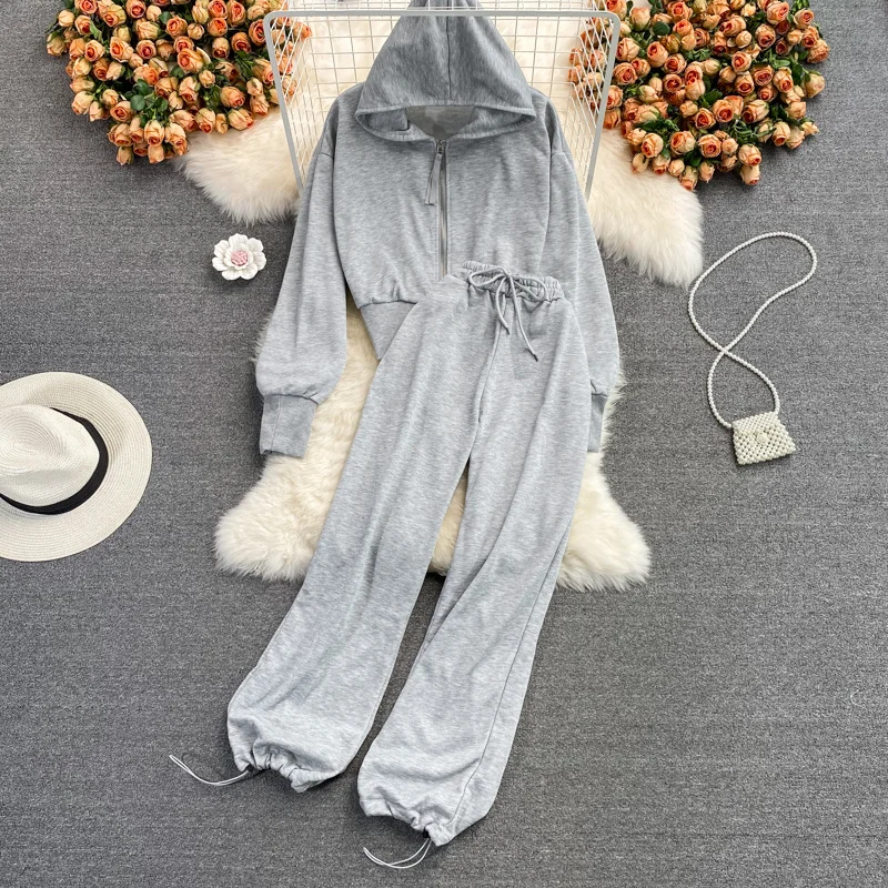 

Женский спортивный костюм из двух предметов, повседневный укороченный костюм с капюшоном на молнии и длинными штанами на завязках для деву...