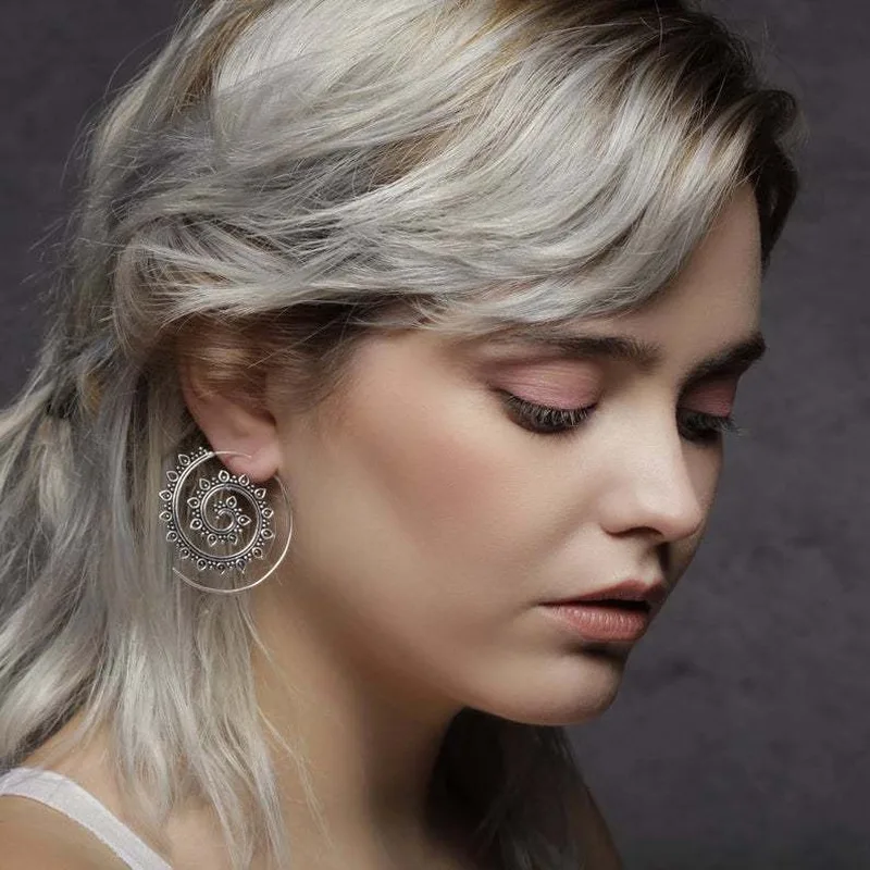 Серьги-гвоздики для пирсинга из нержавеющей стали в форме листьев лотоса |