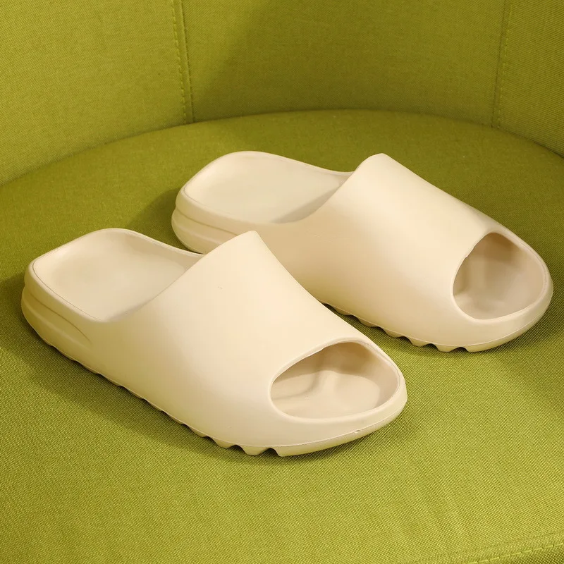 Шлепанцы мужские с открытым носком дышащие сандалии легкие белые крутые пляжные