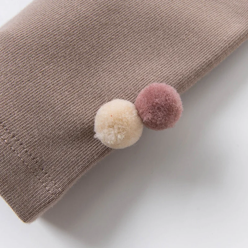 

DBZ15252 dave bella autumn baby girls fashion floral print ball clothing sets kids cute sets children 2 pcs suit