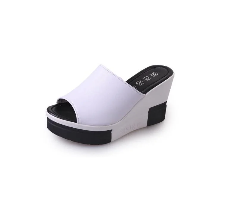 

2020 Fashion Flip Flops Women shoes Slippers Platform Summer Shoes Open Toe Wedges Sandals Ladies Shoes women Plus Size 35-40
