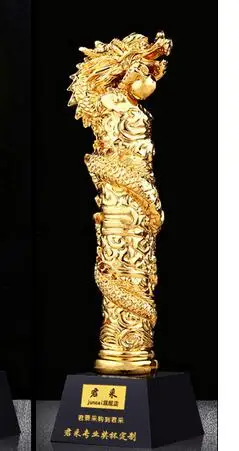 Трофей Чемпионата мира по индивидуальному заказу второй трофей бегуна третий с