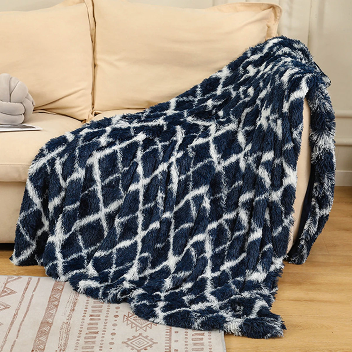 

Shaggy Fuzzy Fur Winter Warm Blanket Office Fluffy Rest Plaid Sofa Bedding Cover Bedsheet Student Home Decorative Blankets1.6X2m
