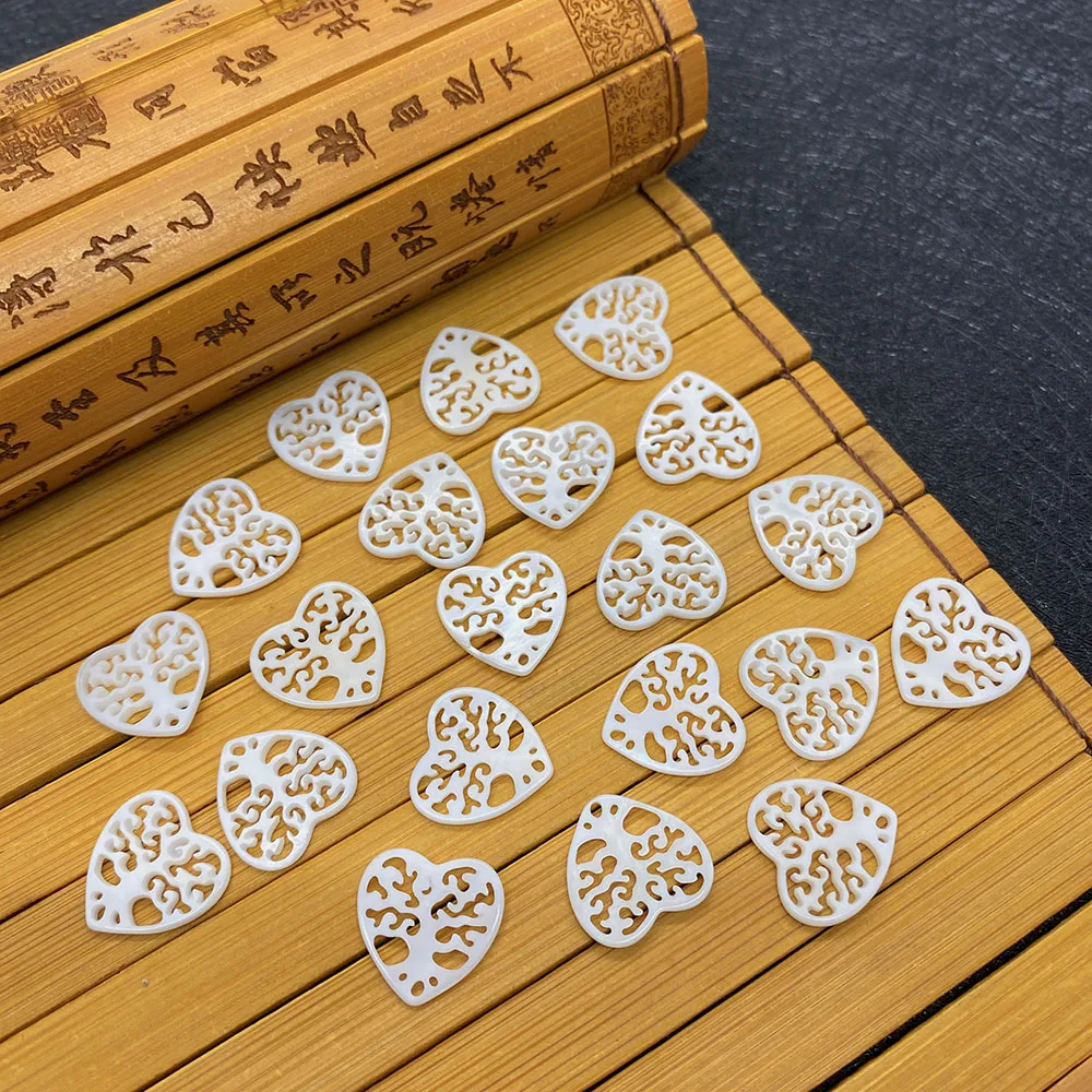 

Natural Freshwater Shell Pendant White Heart Shape Carved Hollow Jewelry Accessories Can Be Handmade Fashion Necklace Earrings