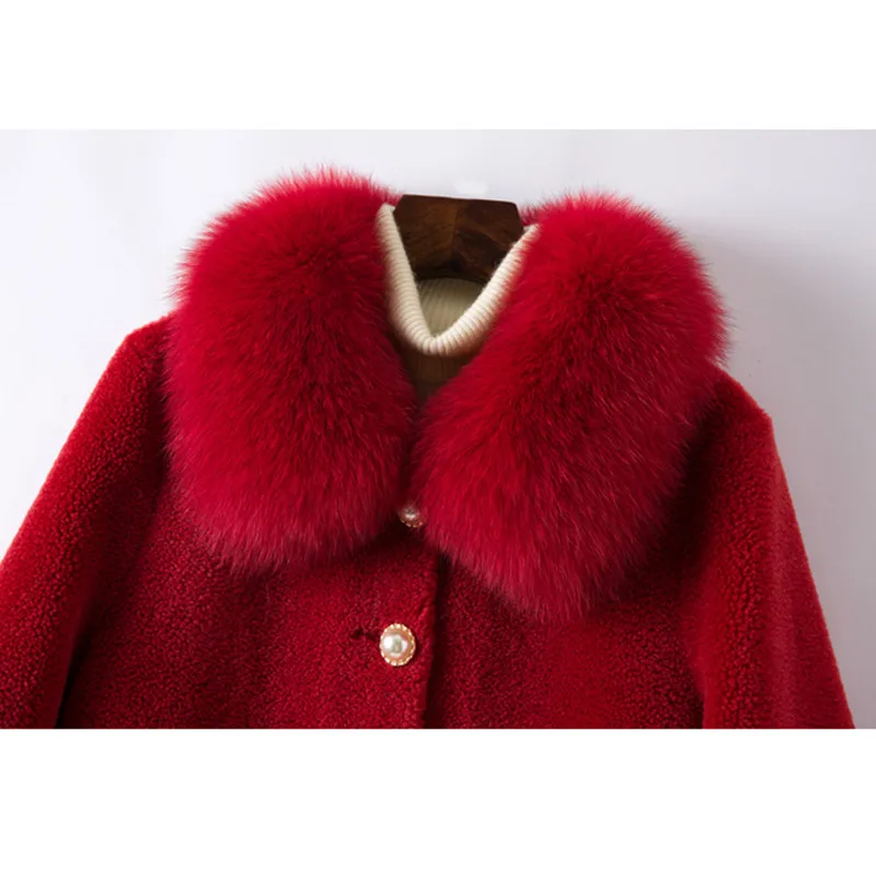 

2019 New Winter Women White Natural Fox fur Sheep Shearing Fur Coat Fashion Warm Loose Embroidered Ladies Jacket Brand clothing