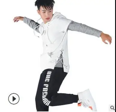 

The 2018 autumn/winter new five-point sleeveless hooded hooded hooded men's casual jacket youth baggy purple top trend