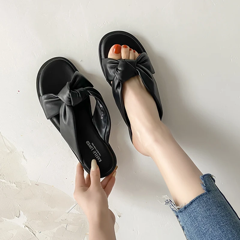 

Shoes Summer Clogs Woman Female Slippers Platform Slides Fashion Beach 2021 Flat Luxury PU Rome Rubber Basic Beach Shoes Slipper