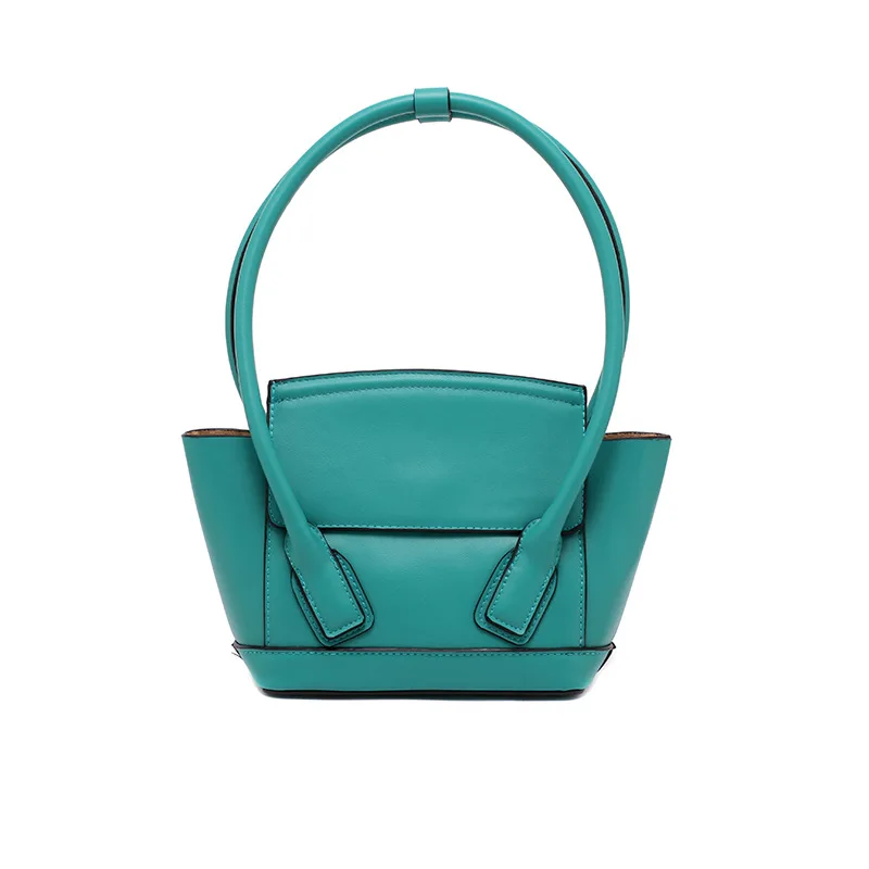 

Fashionable casual single shoulder armpit smiley bag female bag 2020 summer new texture foreign portable bag