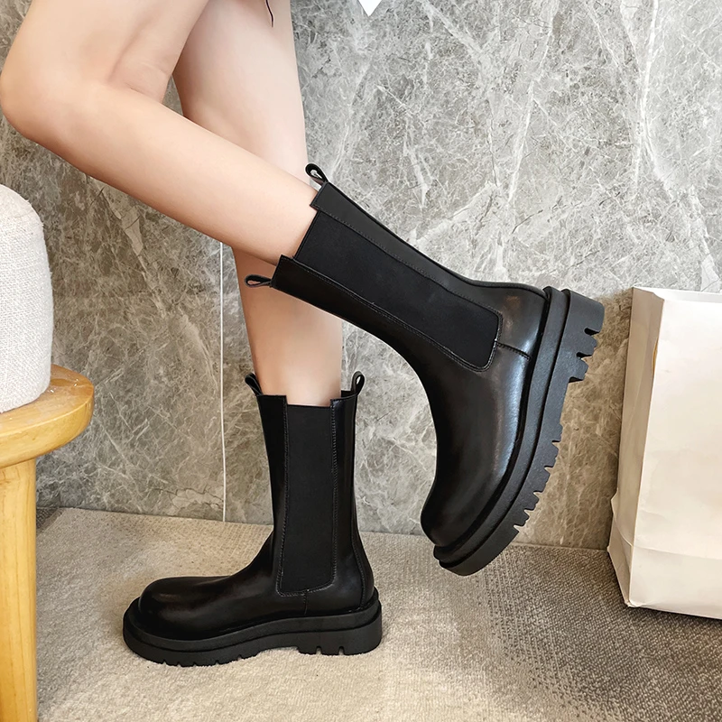 

Black Brown Chelsea Boots Platform Women Round Toe Ankle Boots British Style Chunky Short Boots Women Botines Mujer 2021