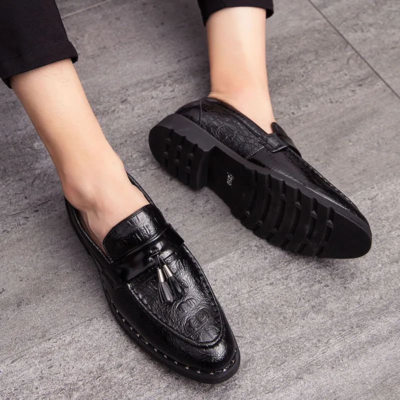 

Mens Shoes Casual Leather Shoes Brand Flats Tassel Loafers Elegant Designer Shoes Comfy Printed Shoes Fashion Party Dress Shoes