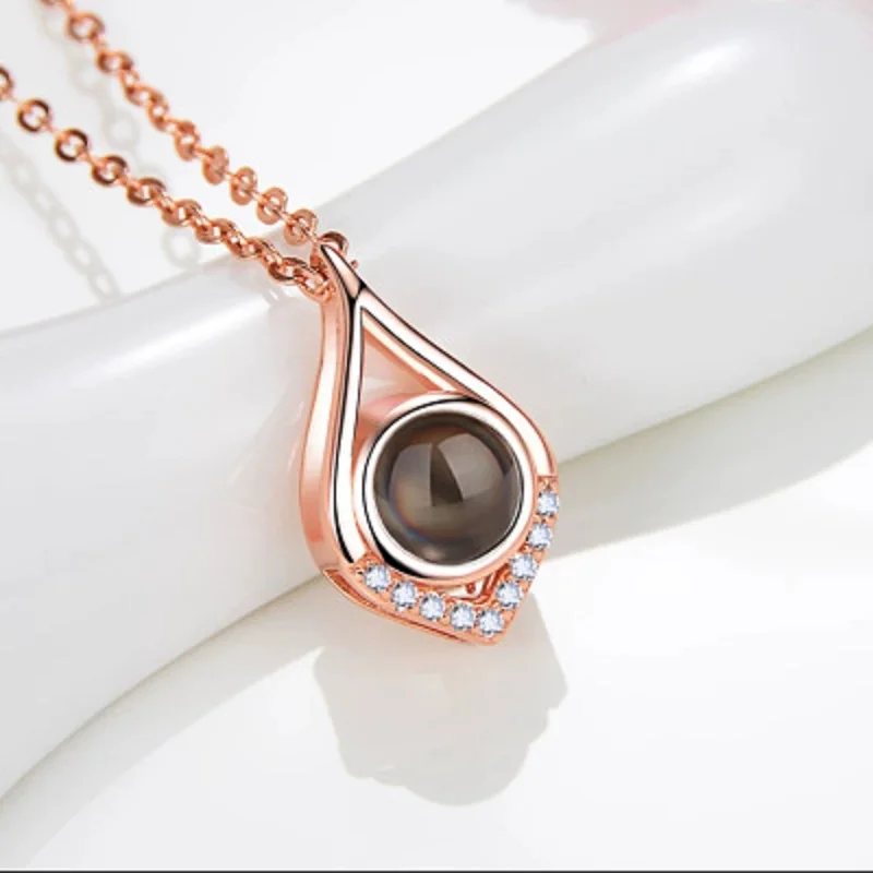 

Women 100 Languages I Love You Projection Pendant Romantic Love Wedding Valentines Gift Charm Girl Marry Anniversary Gifts