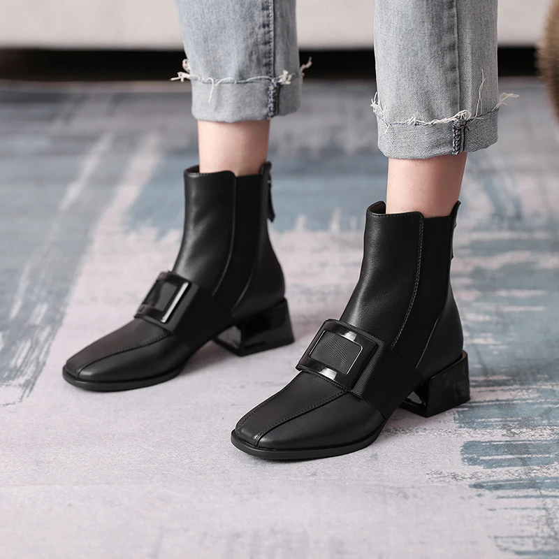 

Female Metal Decoration Office Lady boots Warm Shoes 2020 Newest Genuine Leather Elegant Thick Heels Pumps Party Shoes Woman