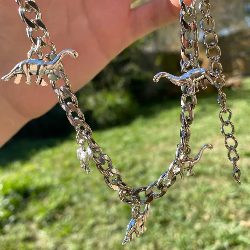 

Dinosaur Shape Pendant Necklace for Women Girl Creative Cute Vintage Cool Hip Hop Animal Steel Choker Necklace Trendy Jewelry