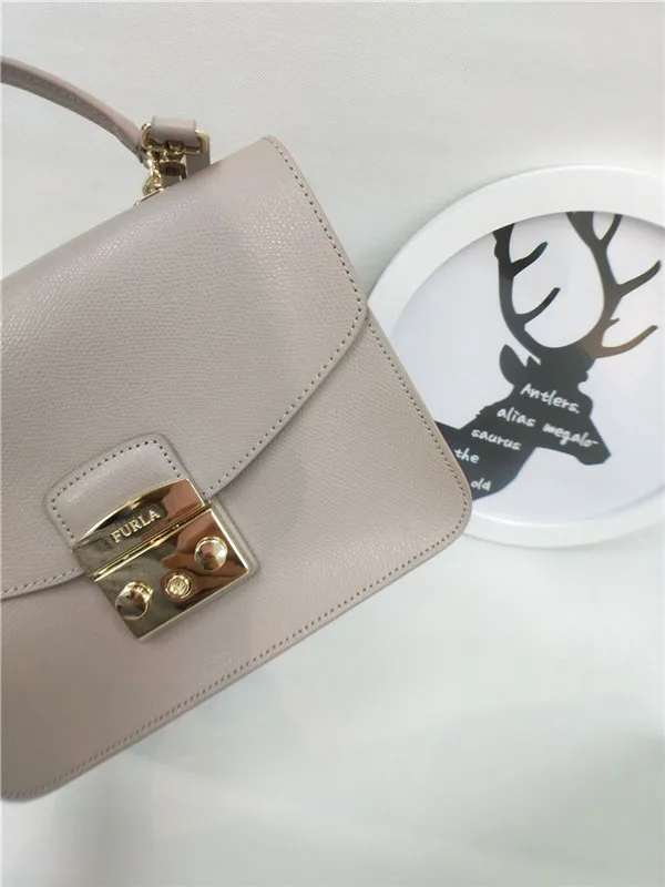 Оригинальные женские сумки FURLA, высокое качество, большие размеры, женские меховые кожаные сумки светло-серого цвета, Размер 23 см* 8 см* 17,5 см