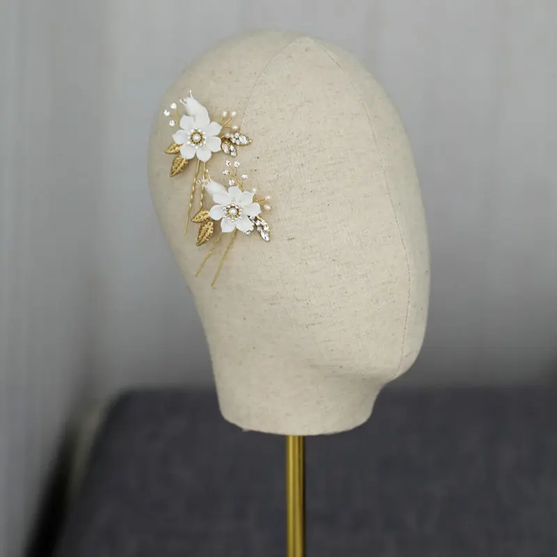 Красивая заколка для волос с белыми цветами свадебные заколки со стразами