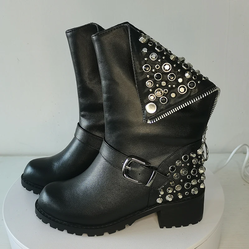 

Women ankle boots natural leather shoes plus size 22-27.9cm Metal rivet decorated with short boots and velvet women winter shoes