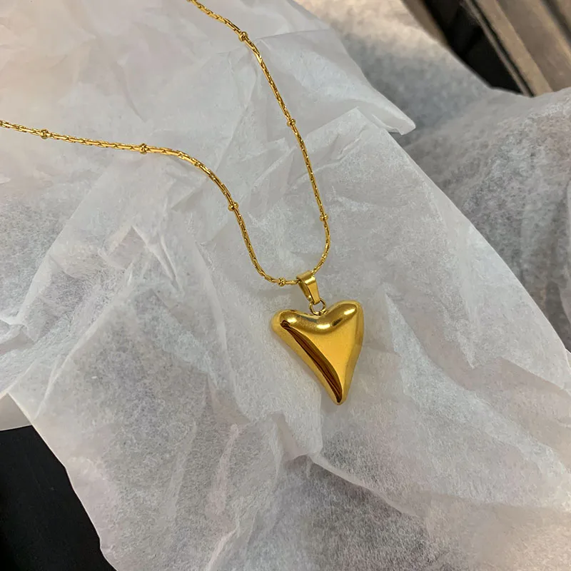 

Titanium Shark Teeth Chains Necklace Women 361L Stainless Steel Jewelry OL Designer T Show Runway Gown Sweety Boho Japan Korean