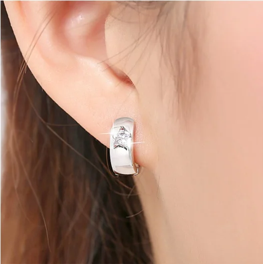 

Delysia King Women Five-pointed Star High-grade Crystal Ear Buckle Trendy Gift Elegant Temperament Banquet Clip Earrings