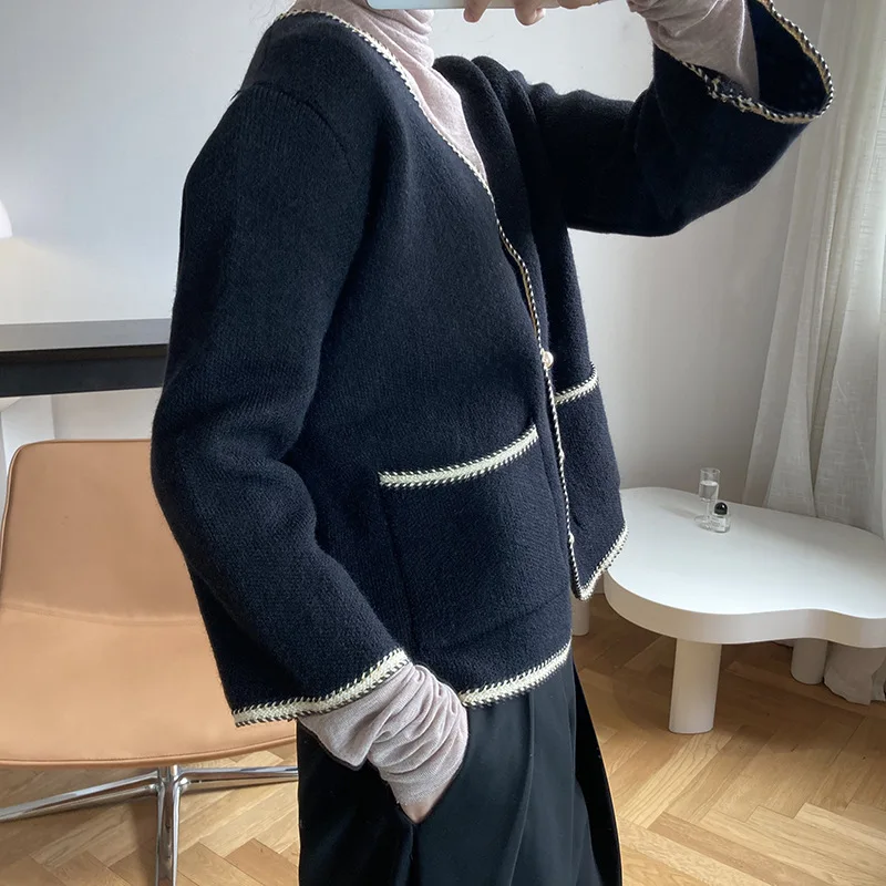 

Fashion Winter Knitted Solid Color Minimalist Design Short Cotton Jacket V-neck Warm Loose Top Unisex Elegant And Handsome Coat