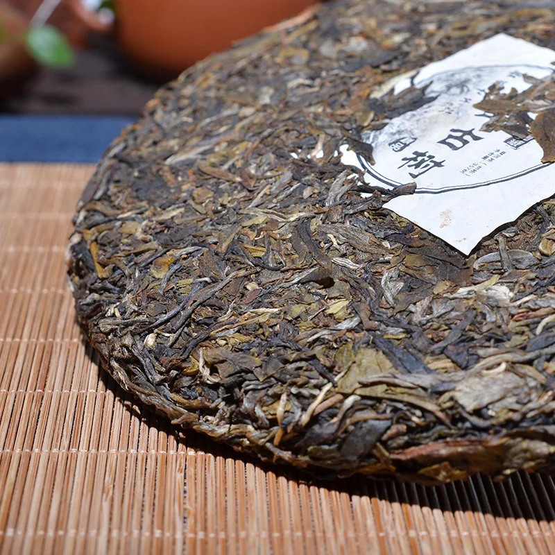

Tea Chinese Yun Yun Menghai pu'er Special Green Organic Cake pu'erh Tea 357g Raw Natural Beauty Health Pu'er Tea Free Shipping