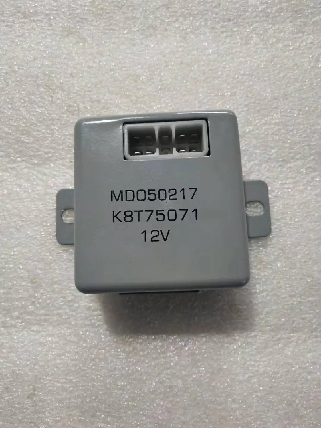 MD050217 для блока управления MD050217 для MITSUBISHI PAJERO SHOGUN MK1 DELICA L300