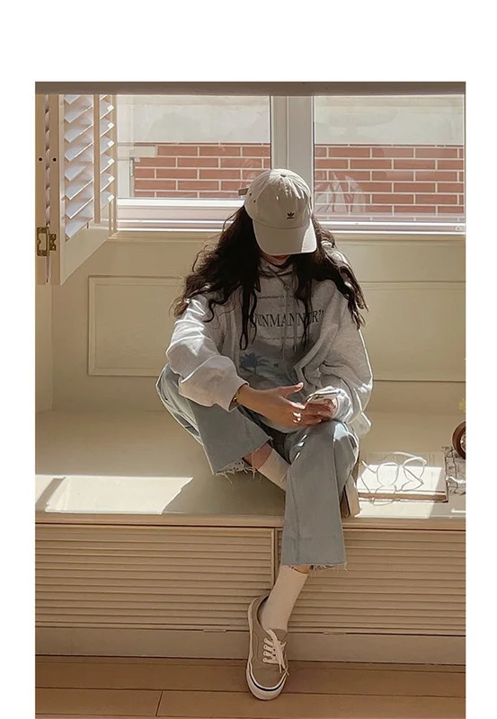 

Hooded Sweater Women's Loose Spring and Autumn Pullover Top.Kio