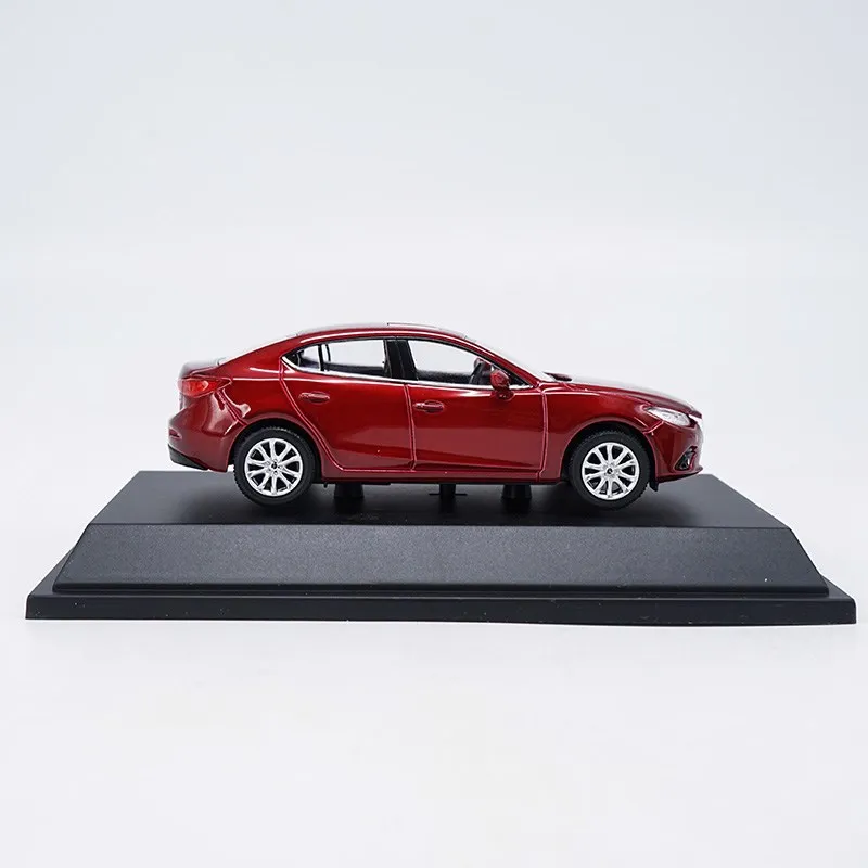 Высокотщательная 1:43 модель автомобиля MAZDA3 AXELA из сплава статическая
