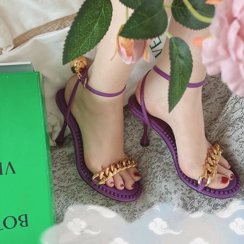 

HKXN Friction Fingerboard Sandals for Women's 2021 New Chain Small Golden Ball Word with European and American Stiletto Heels