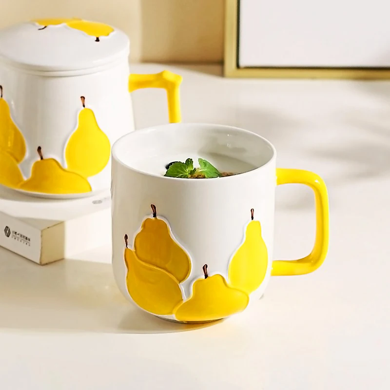 

New Creative Pear Coffee Milk Mugs Nordic Style With Lid Ceramic Tea Mug Drinking Cup Household Juice Fruit Gift Cups