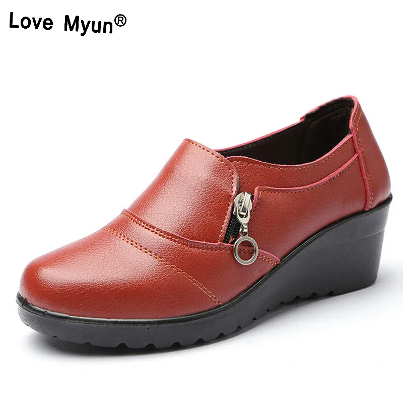 

Women Ankle Boots 2019 New Autumn Soft PU Leather Platform Shoes Woman Zip Low Wedges Shoes Size Plus 35-41 563