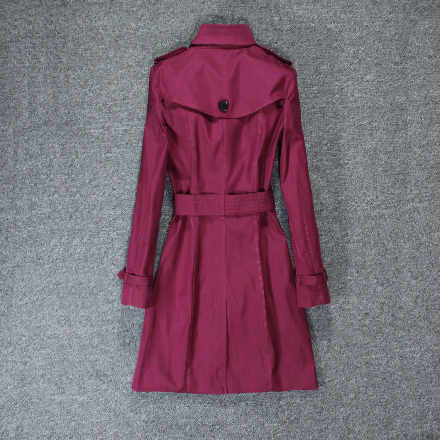 Ветровка женская средней длины классическое двубортное короткое пальто в