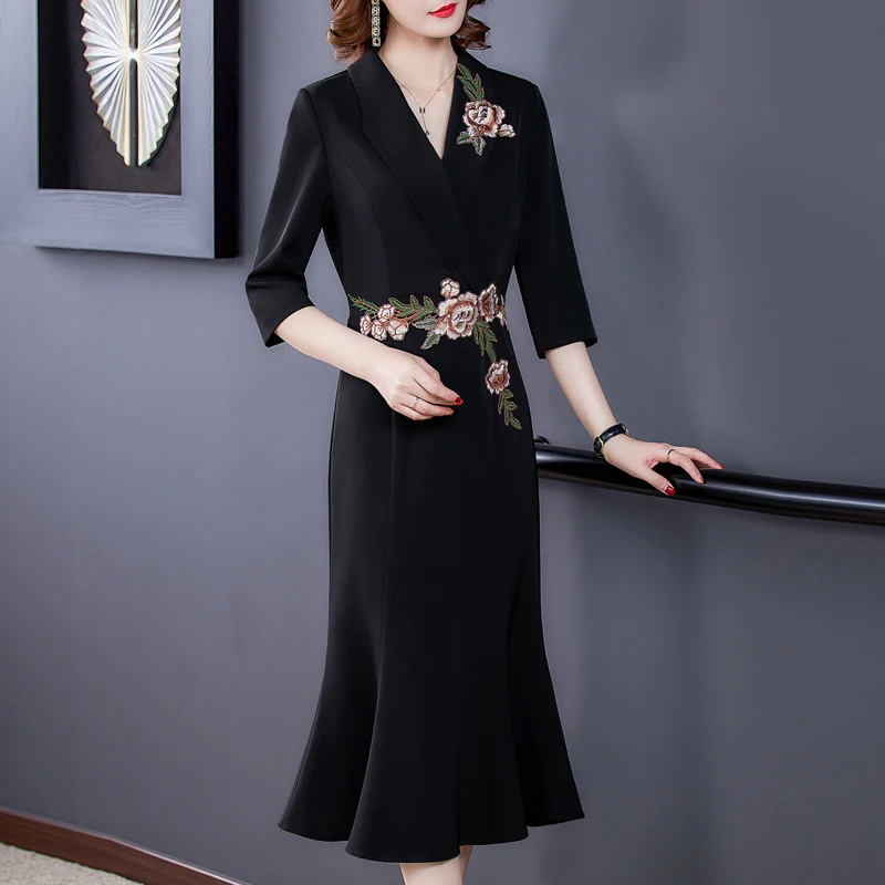 

dress for women long Autumn suit collar ladies Knitting Full sleeved dress elegant fashion Embroidered fish tail dress banquet