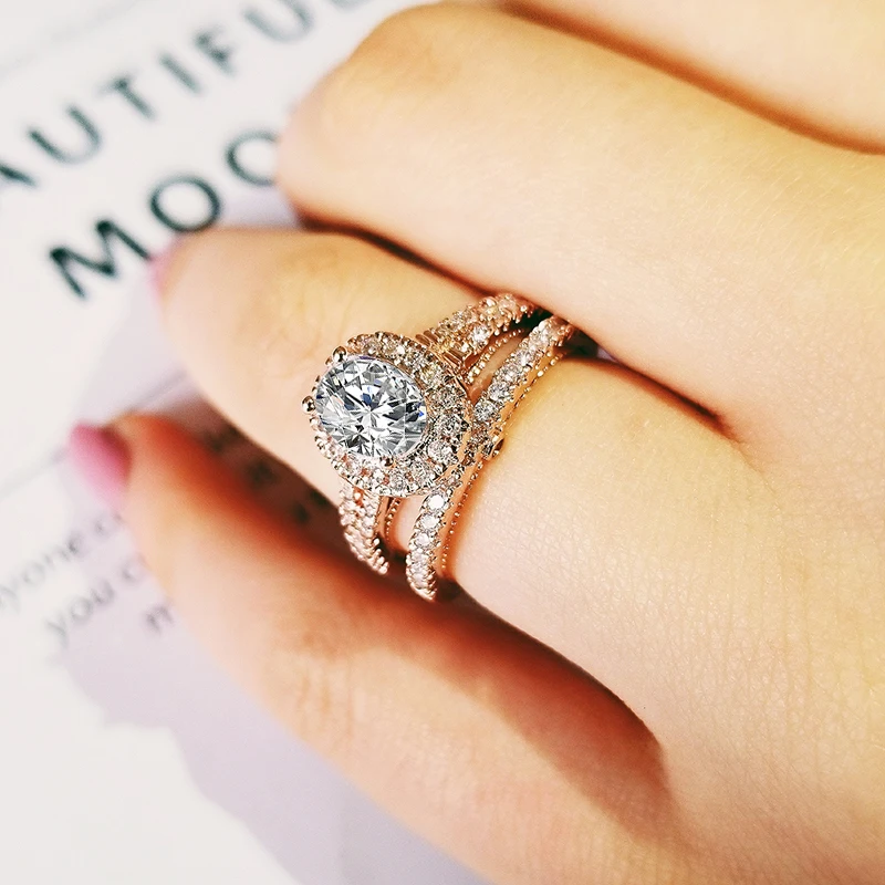 Женское кольцо с фианитом овальной формы ювелирное изделие цвета розового