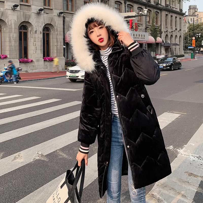 Женское зимнее пальто с воротником из искусственного лисьего меха бархатная