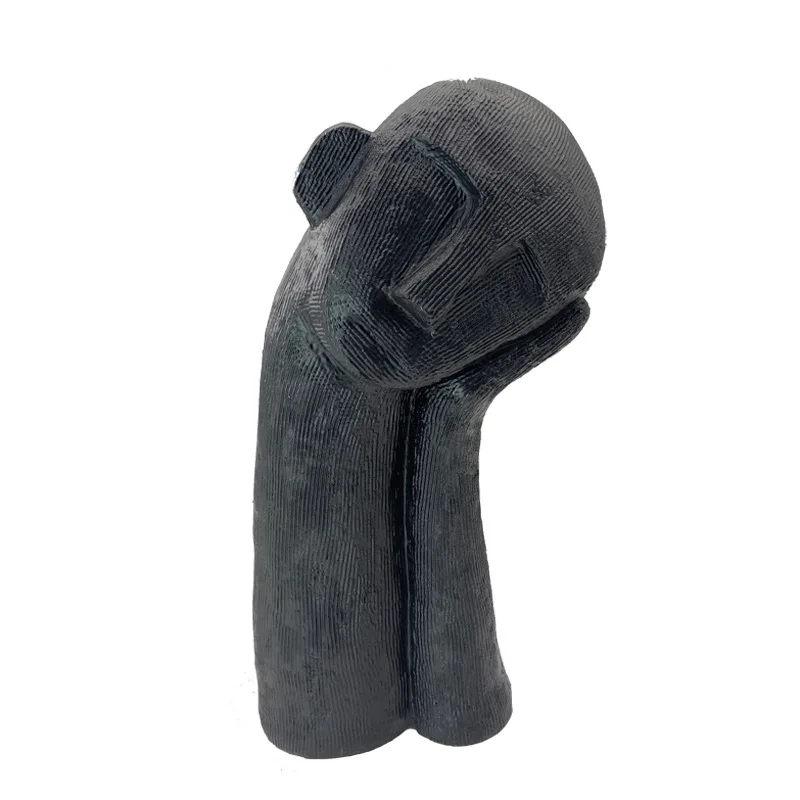 

Modern minimalist European style white figure holding cheek portrait sculpture decoration model home soft decoration furnishings