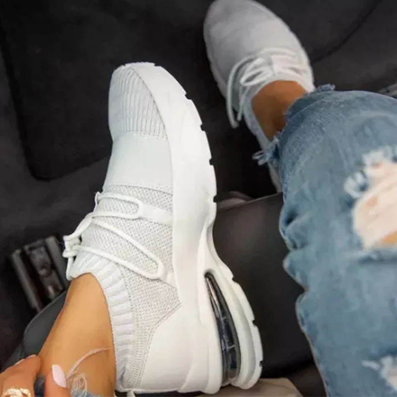 

New Fashion Women Seneakers Solid Color Mesh Breathable Shoes Lace Up Ladies Shoes Outdoor Casual Sports Shoes Females Feetwear
