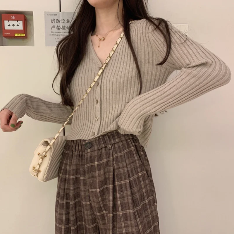 

Свитер женский осенний трикотажный, теплый, однотонный