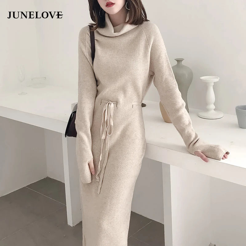 Женское трикотажное платье свитер JuneLove длинное мягкое вязаное с высоким