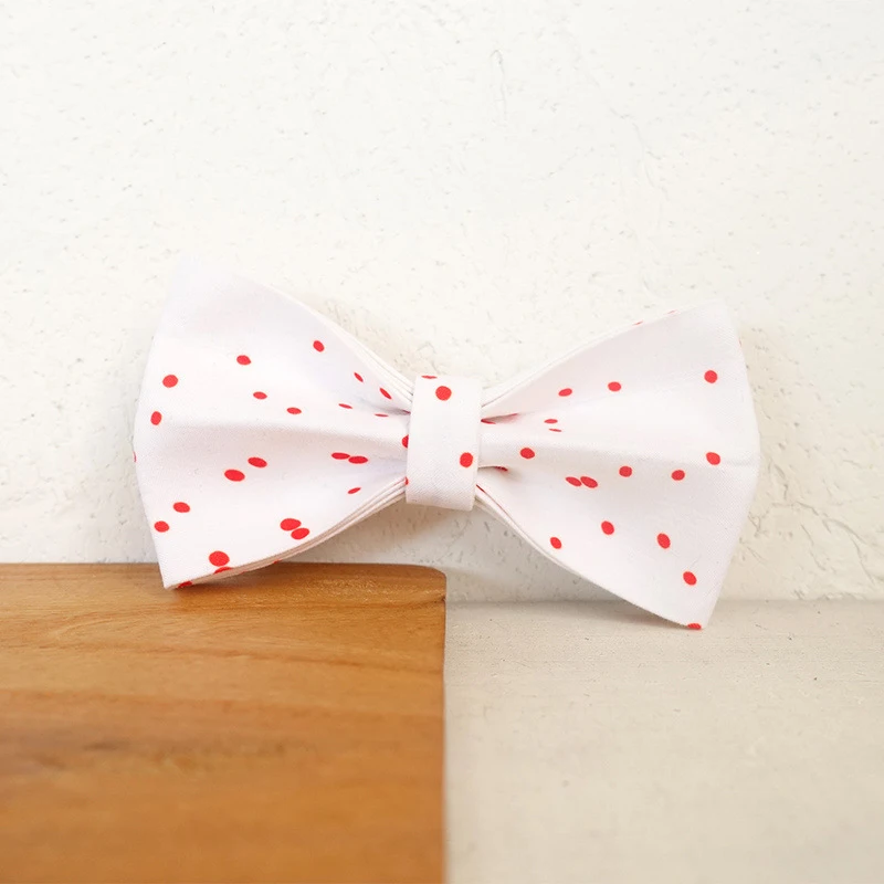 

White Red Dot Dog Bowtie Pet Collar Accessory Puppy Cat Pet Supplies Grooming Tools Dogs Dismountable Ornamental Bow Tie