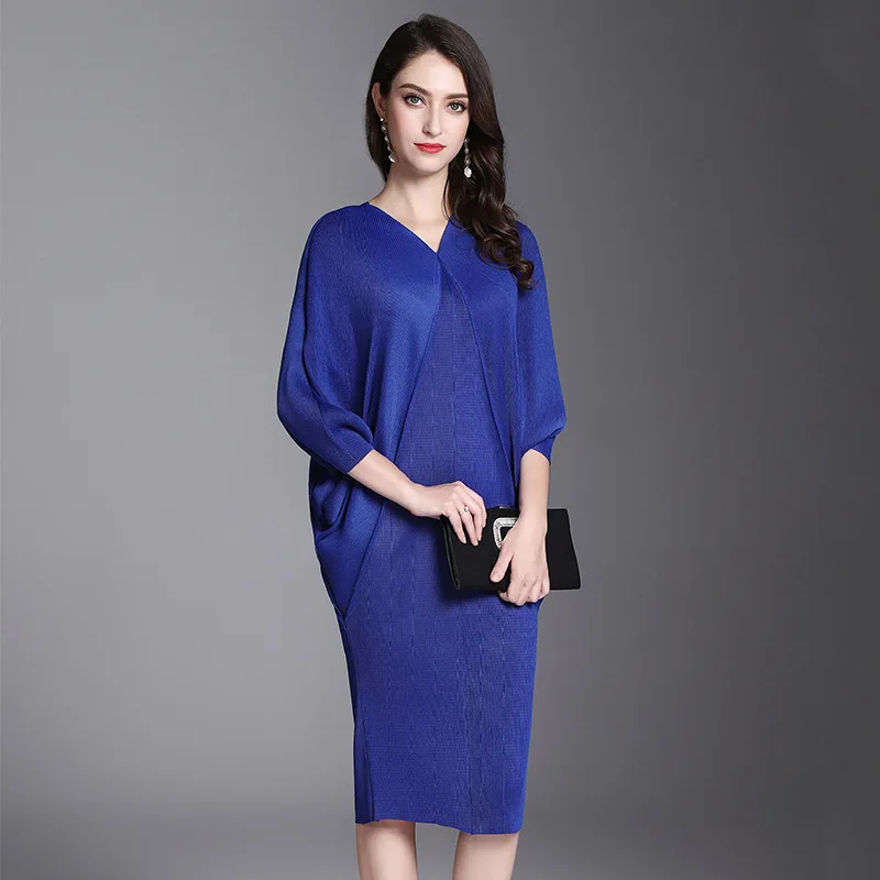 

Women Summer Dress Round Neck Three Quarter Batwing Sleeves Dresses Loose Large Size Pleated Fashion Summer 2022 E132